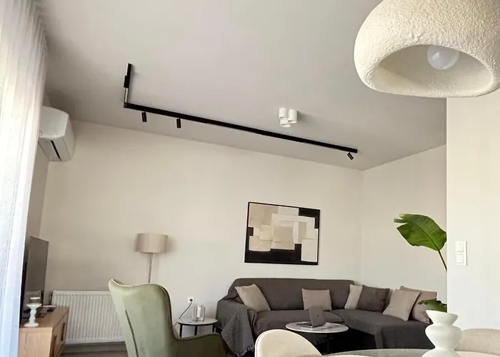 Pnoes Luxury With Private Parking * Volos