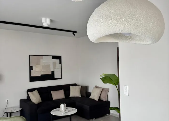 Pnoes Luxury With Private Parking *