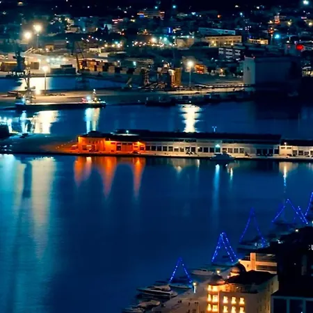 شقة Luxury Pnoes With Private Parking