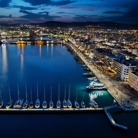 Luxury Pnoes With Private Parking شقة