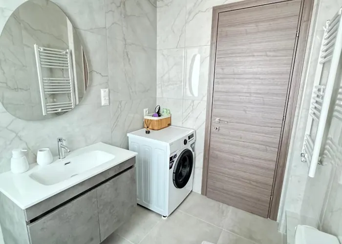 Pnoes Luxury With Private Parking * Volos